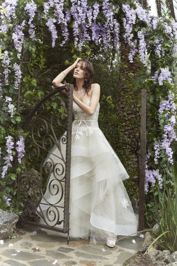 collezione sposa femminile e romantica