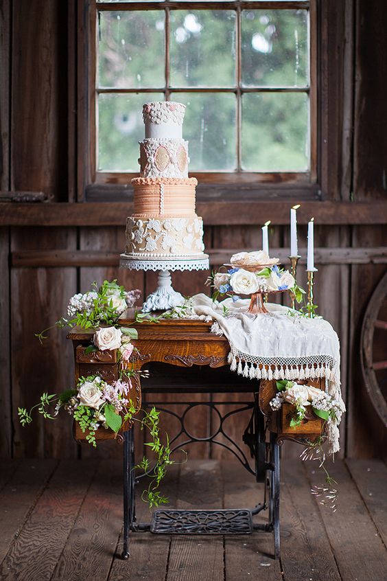 Decorare le nozze con oggetti vintage