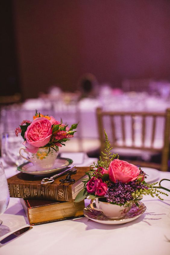 decorare il matrimonio con i libri