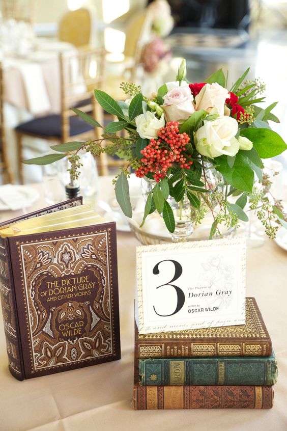 decorare il matrimonio con i libri