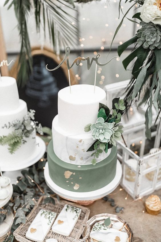 Tendenze: decorare la wedding cake con le succulente