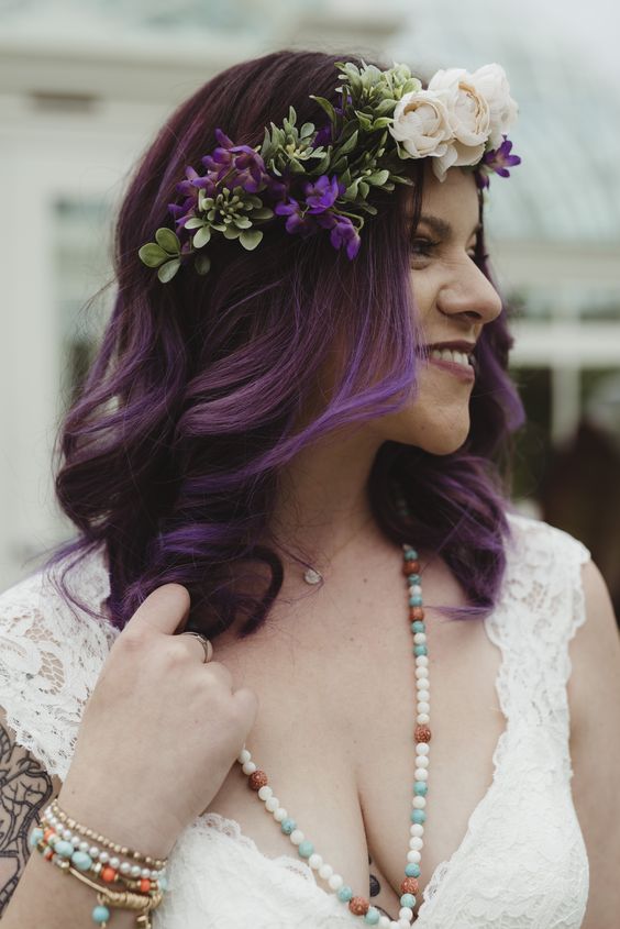 La sposa dai capelli colorati