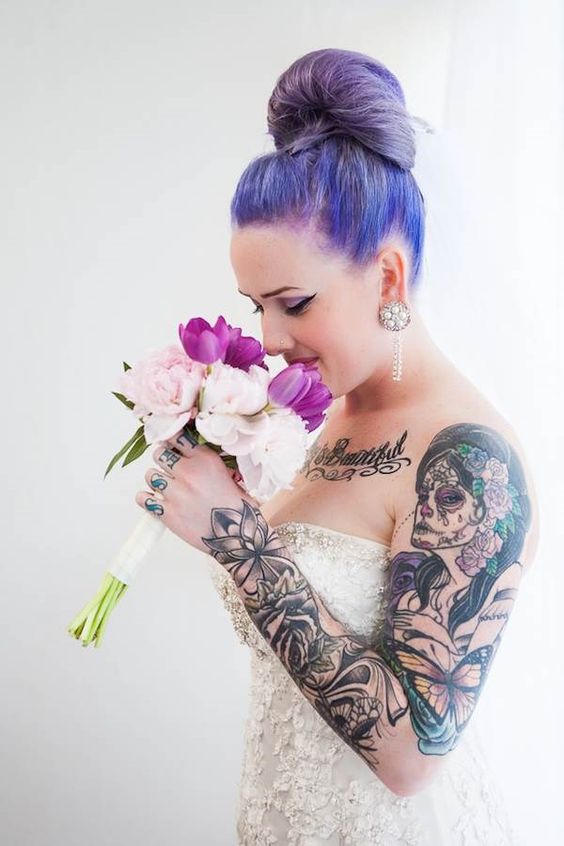 La sposa dai capelli colorati