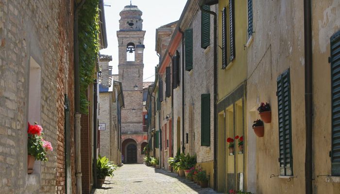 Nelle colline romagnole: Valconca fra paesini e tradizioni